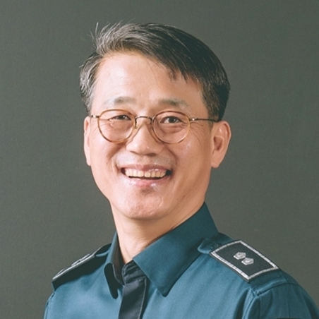 금산경찰서 봉황지구대 경감 홍성천